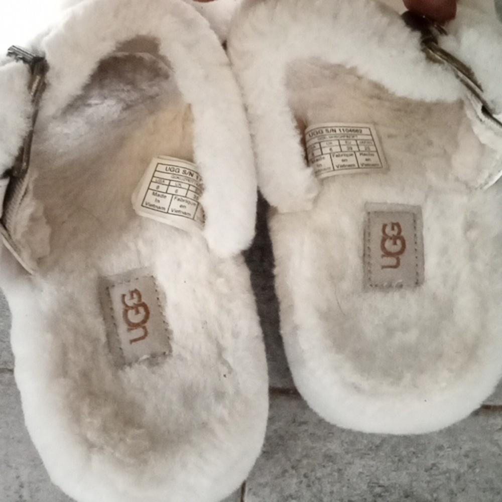 UGG     size 8 women - Picture 5 of 8